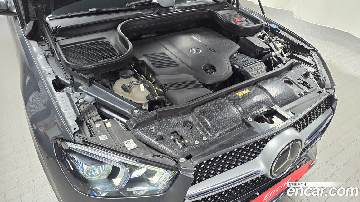 Mercedes-Benz GLE-Class 2021