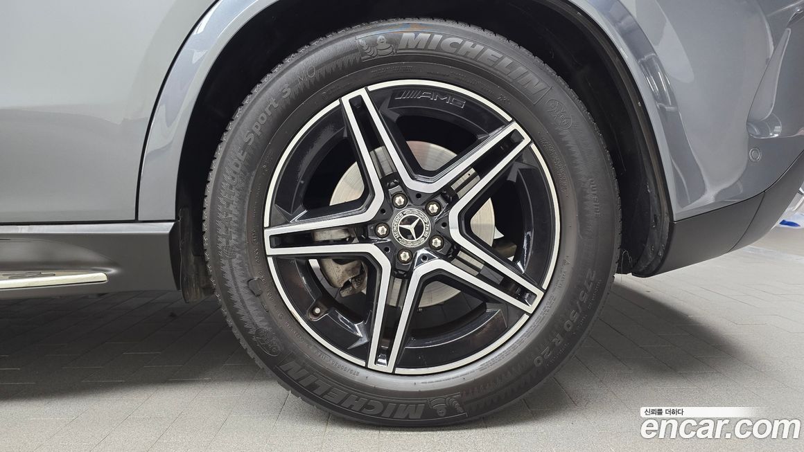 Mercedes-Benz GLE-Class 2021