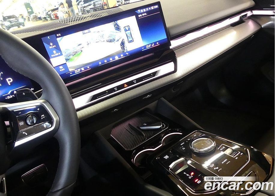 BMW 5-Series 2025