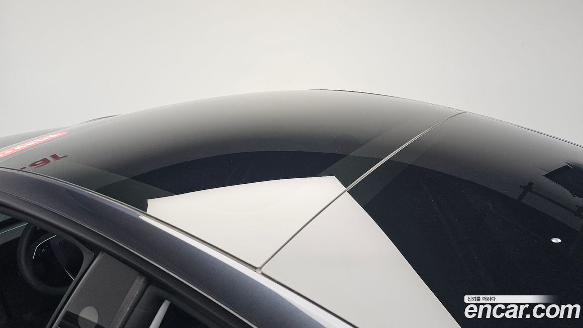 Tesla Model 3 2025