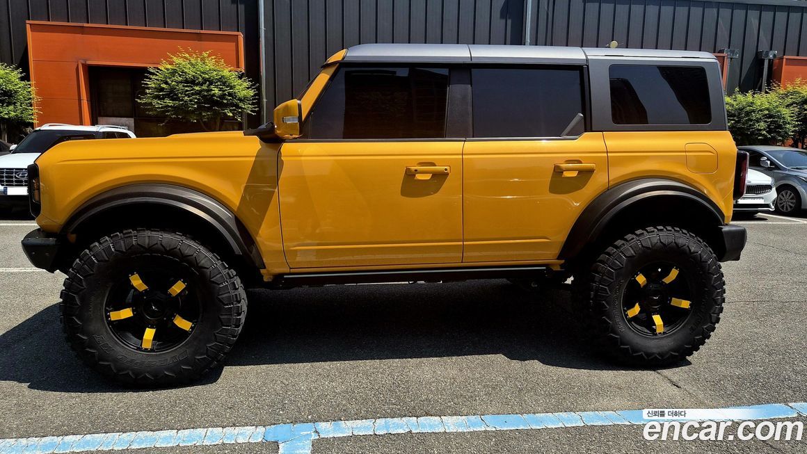 Ford Bronco 2022