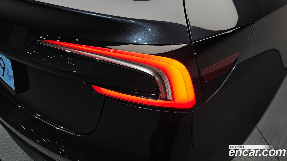 Tesla Model 3 2025