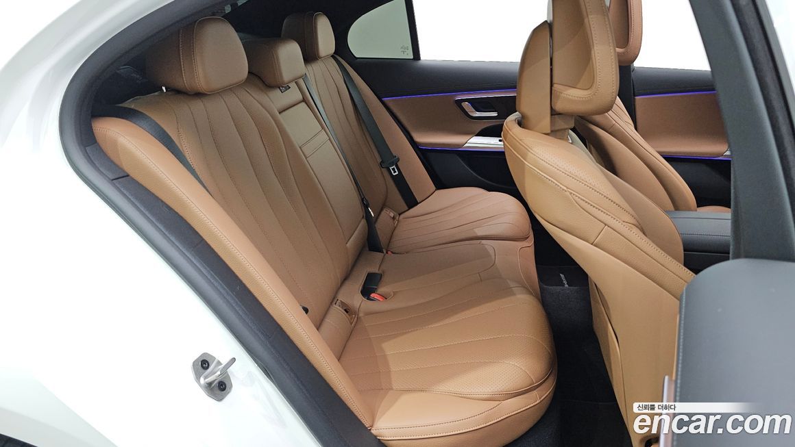 Mercedes-Benz E-Class 2026