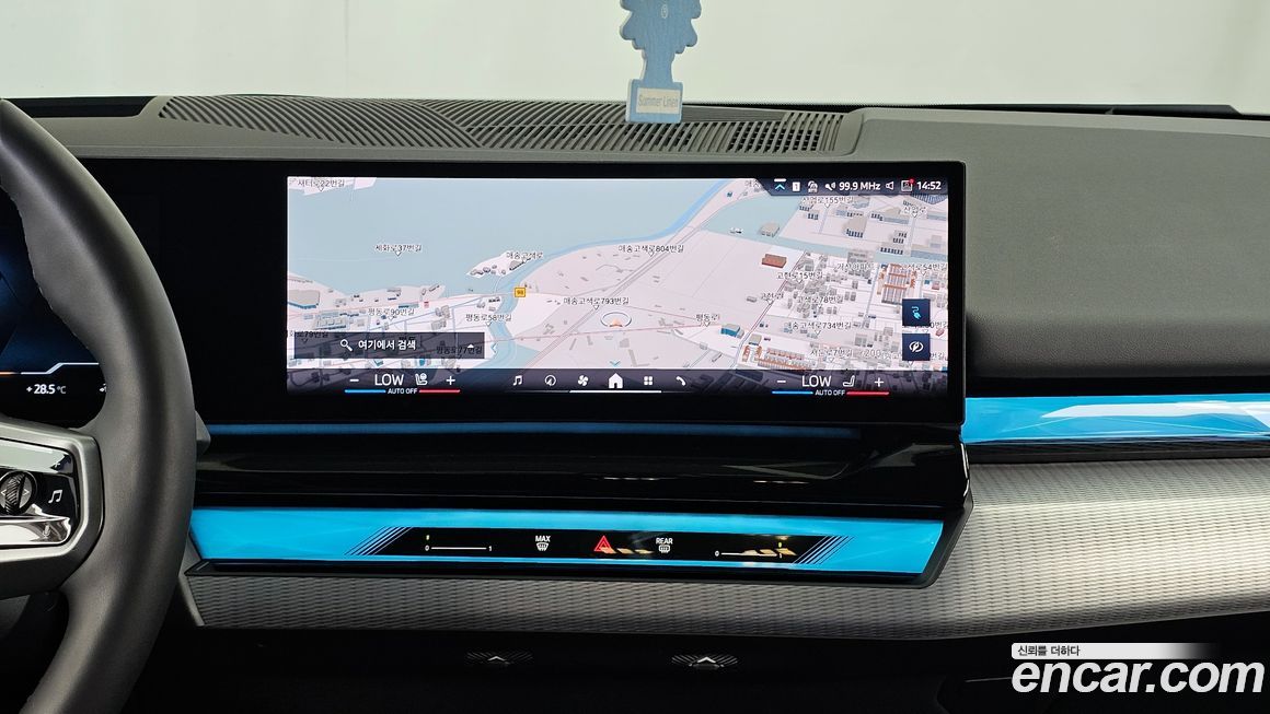 BMW i5 2024