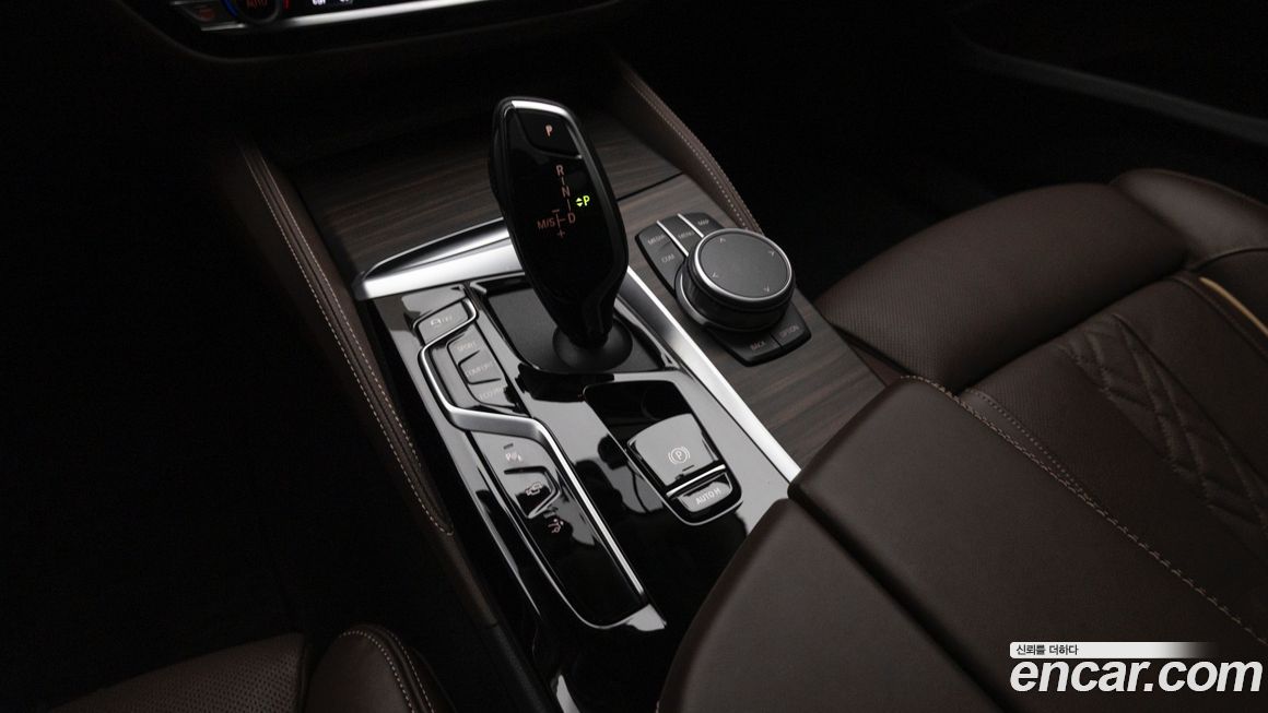 BMW Gran Turismo 2021