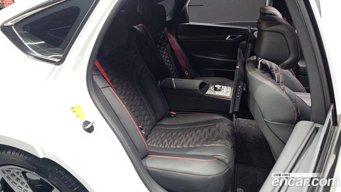 Genesis G80 2025