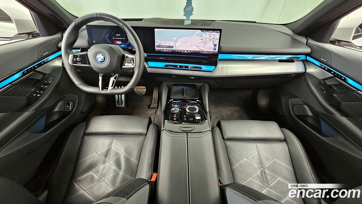 BMW i5 2024