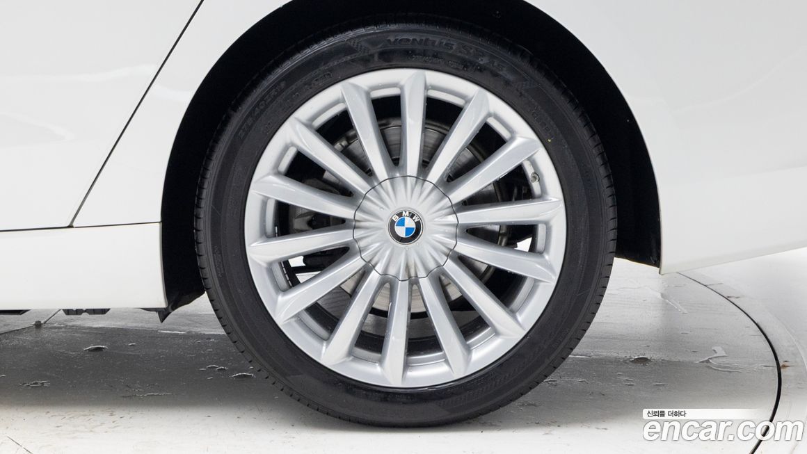 BMW Gran Turismo 2021