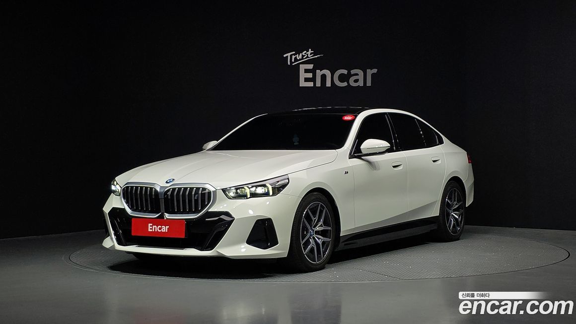 BMW i5 2024