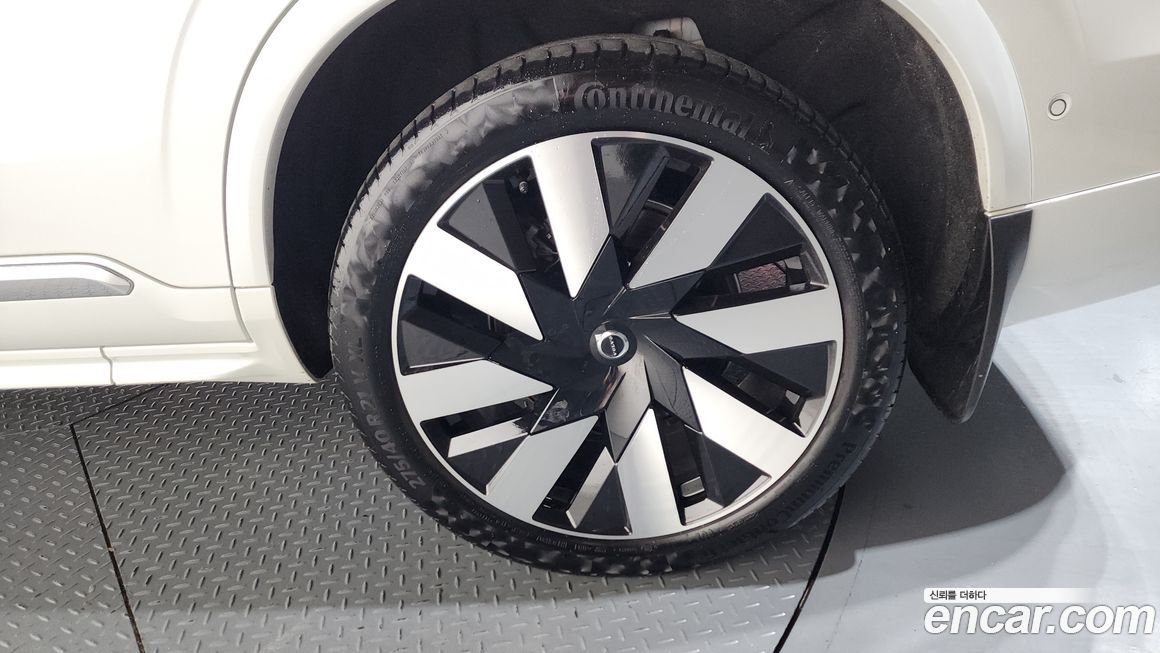 Volvo XC90 2024