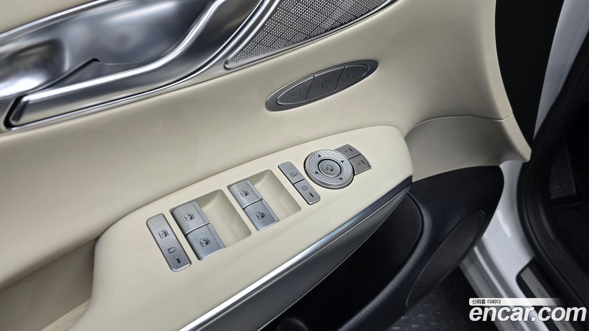Genesis GV70 2023