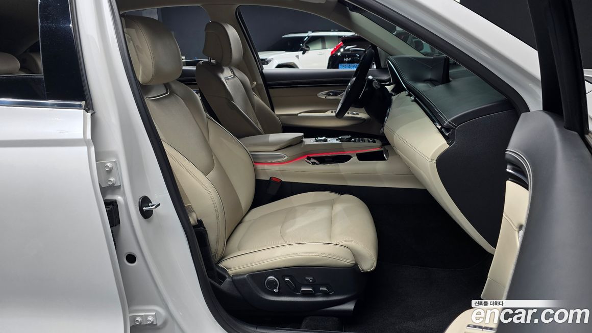 Genesis GV70 2023