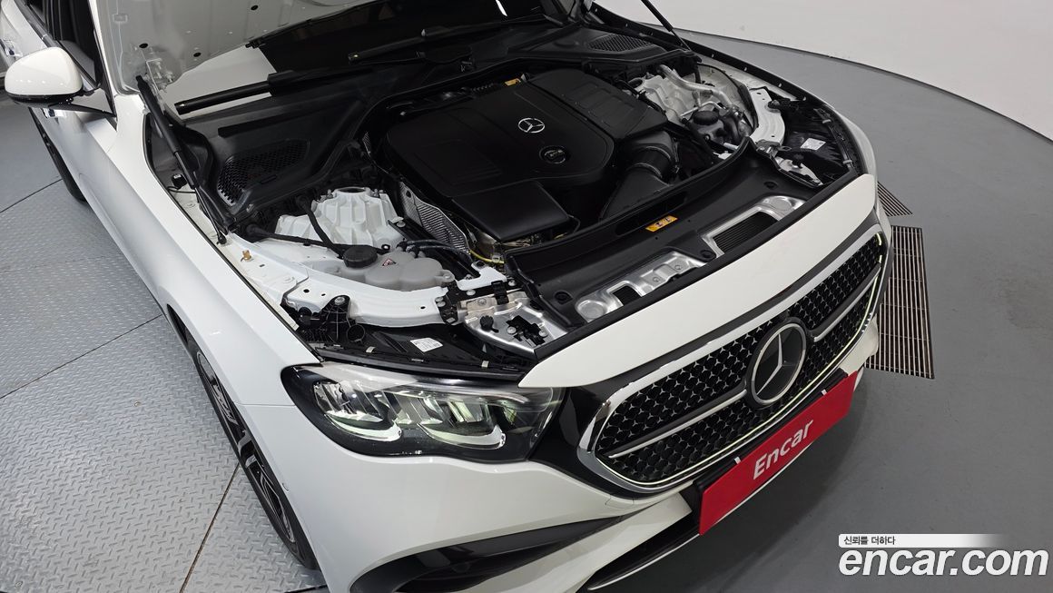Mercedes-Benz E-Class 2026