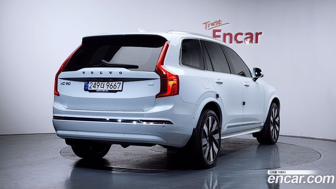 Volvo XC90 2024