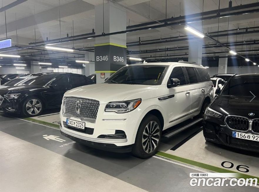 Lincoln Navigator 2022