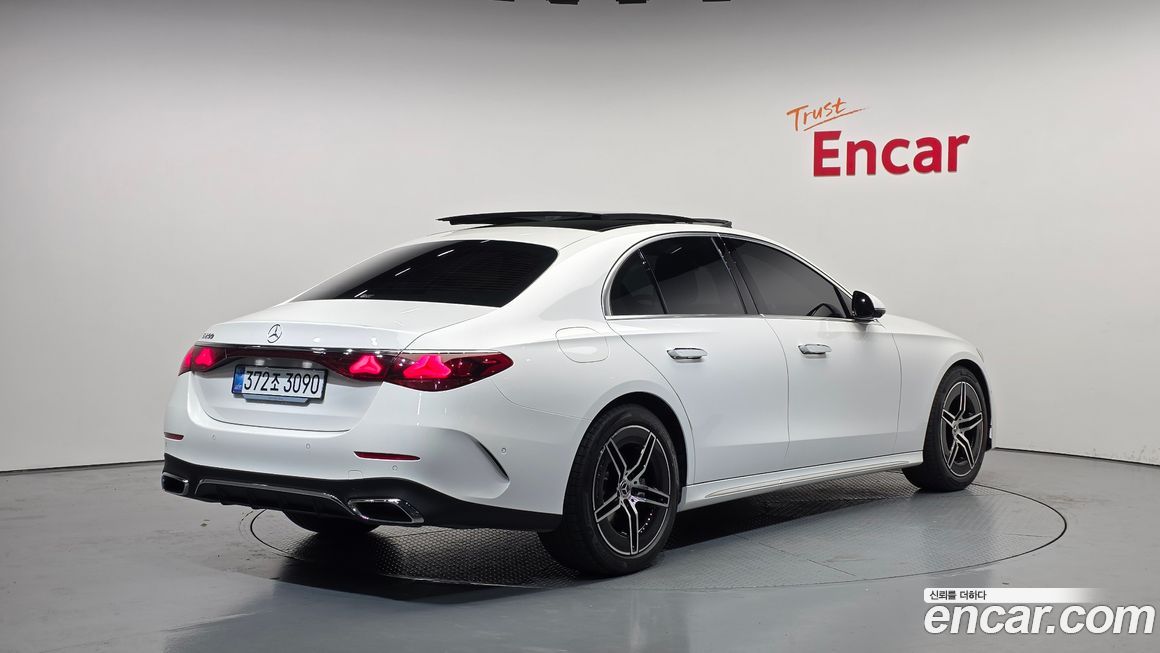 Mercedes-Benz E-Class 2026