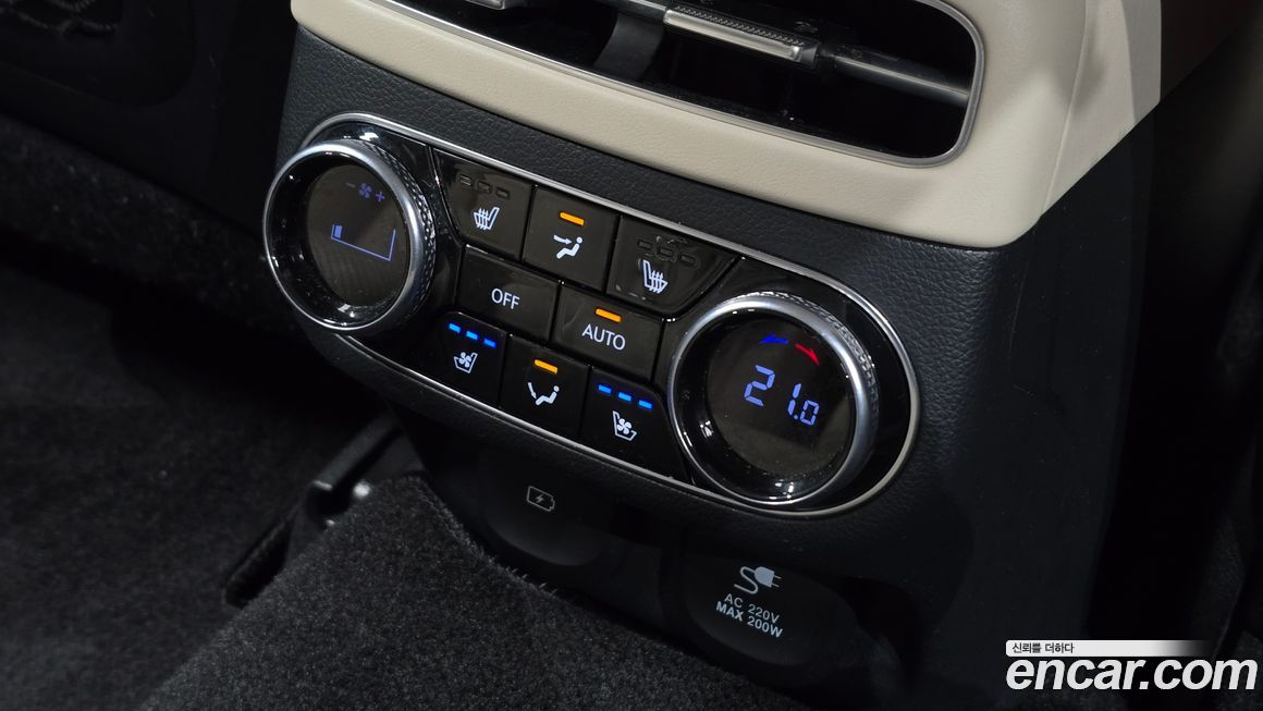 Genesis GV70 2023