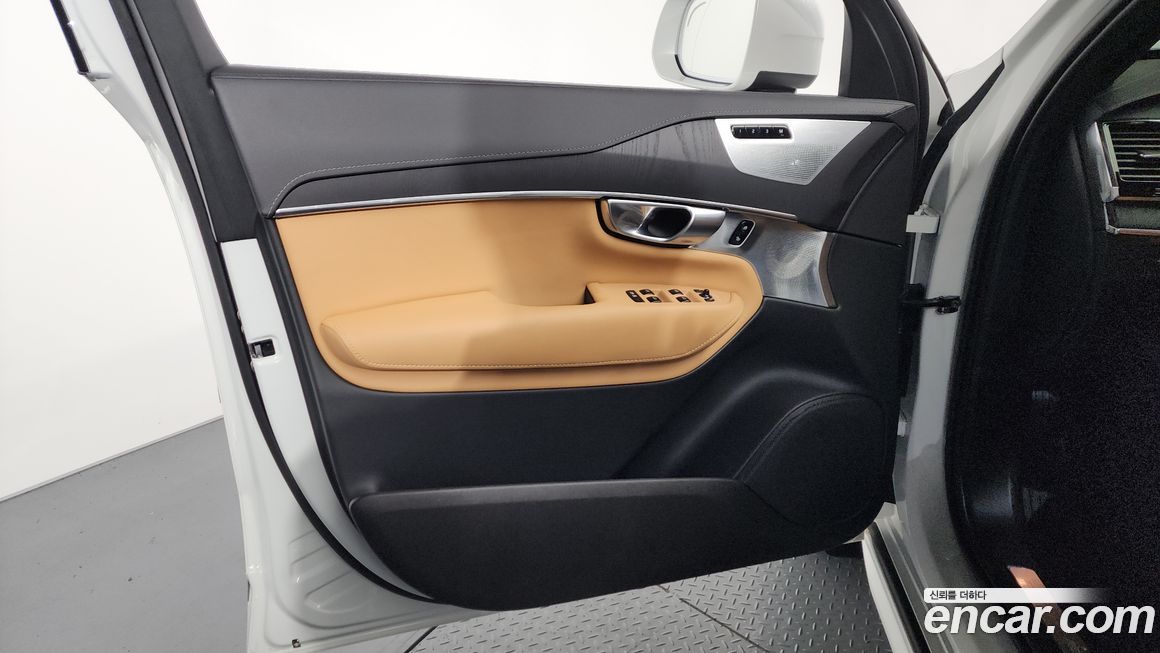 Volvo XC90 2024