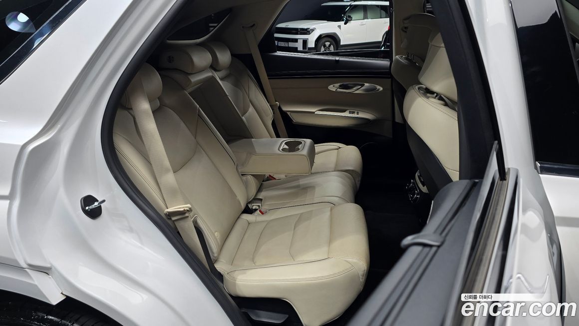 Genesis GV70 2023