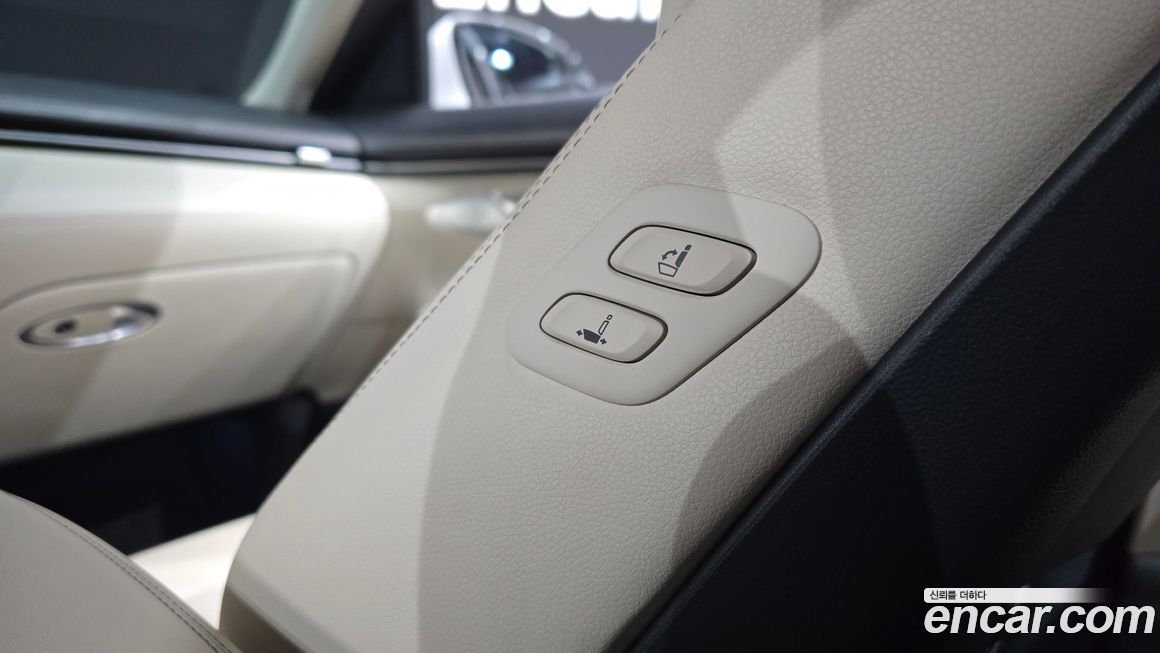 Genesis GV70 2023