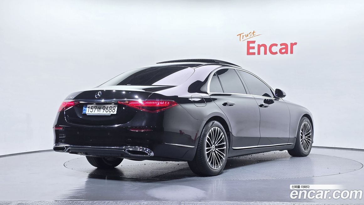 Mercedes-Benz S-Class 2022