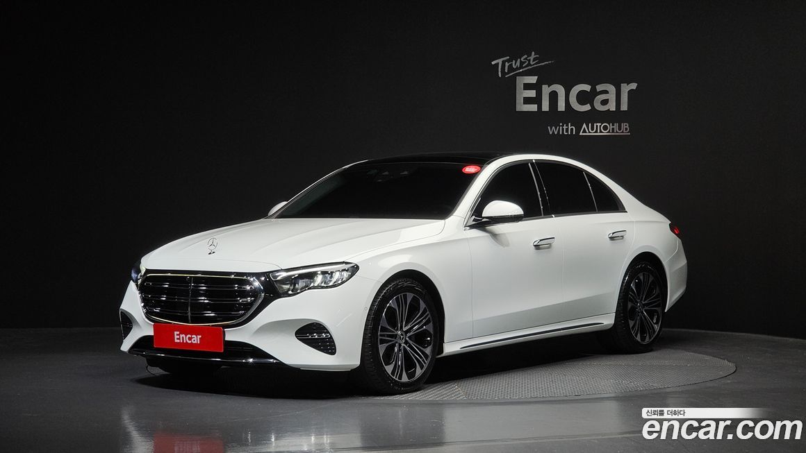Mercedes-Benz E-Class 2024