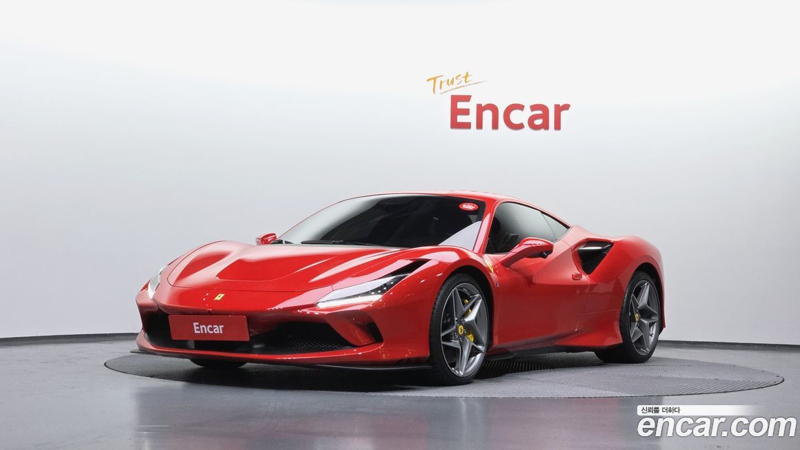 Ferrari F8 2021