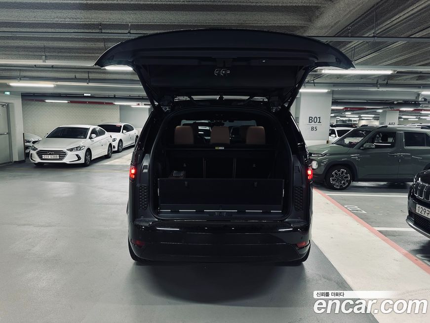 Land Rover Discovery 2024