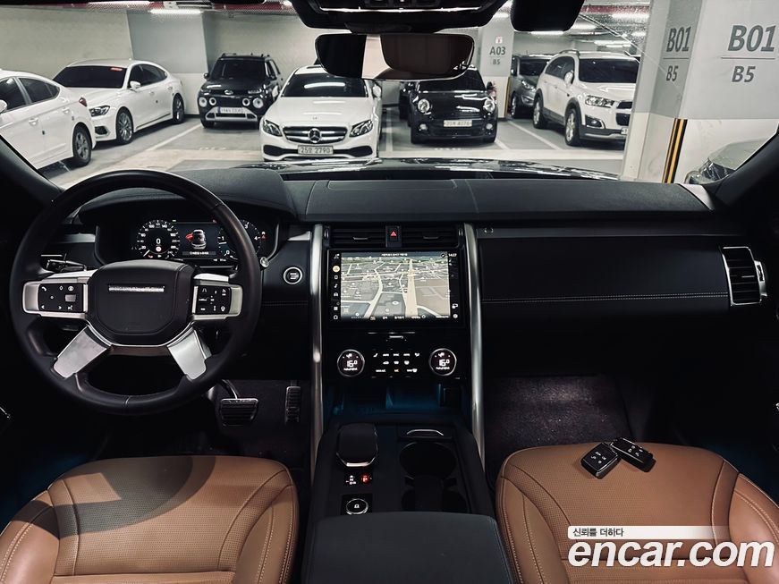Land Rover Discovery 2024