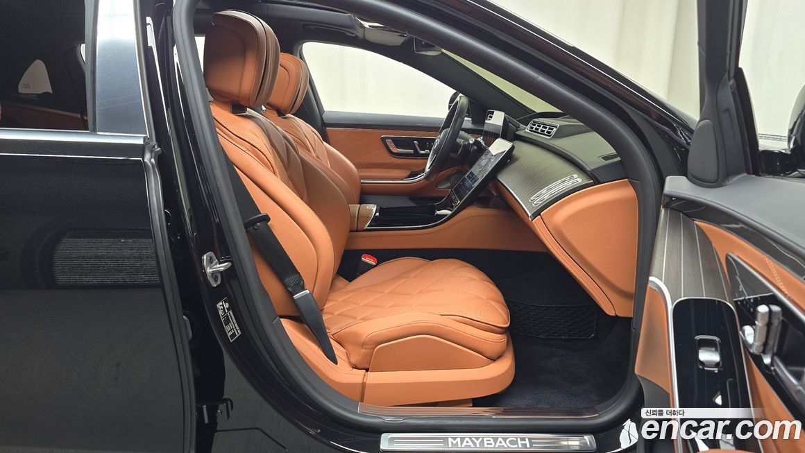 Mercedes-Benz S-Class 2023