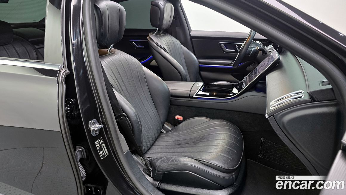 Mercedes-Benz S-Class 2022