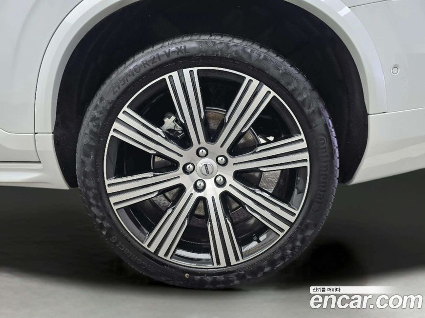 Volvo XC90 2025