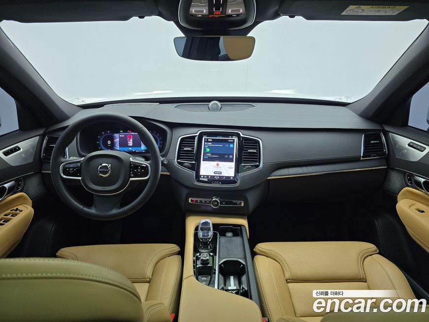 Volvo XC90 2025