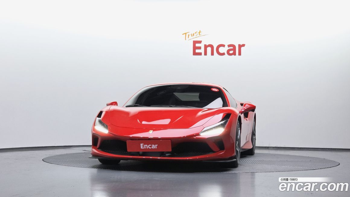 Ferrari F8 2021