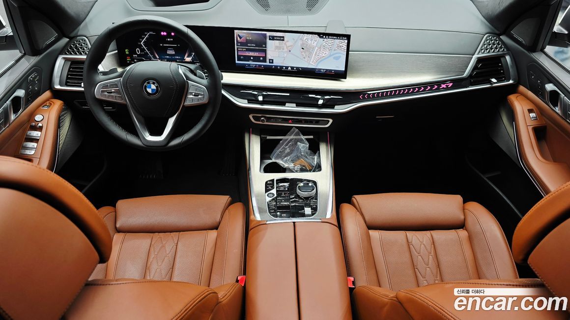 BMW X7 2025