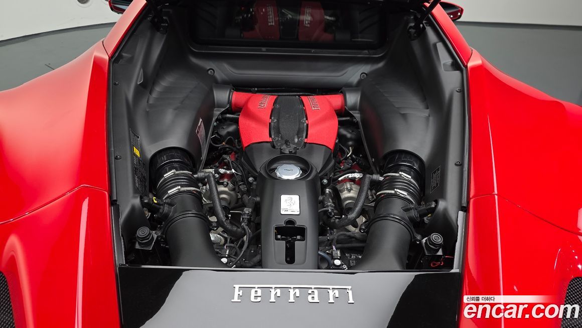 Ferrari F8 2021
