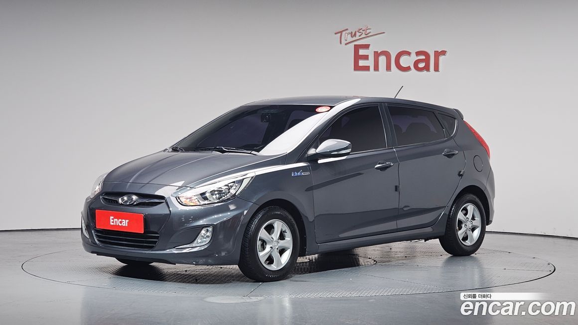 Hyundai Accent 2011