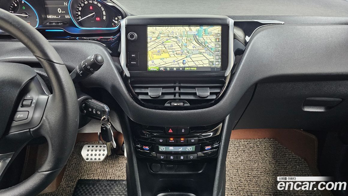 Peugeot 208 2016