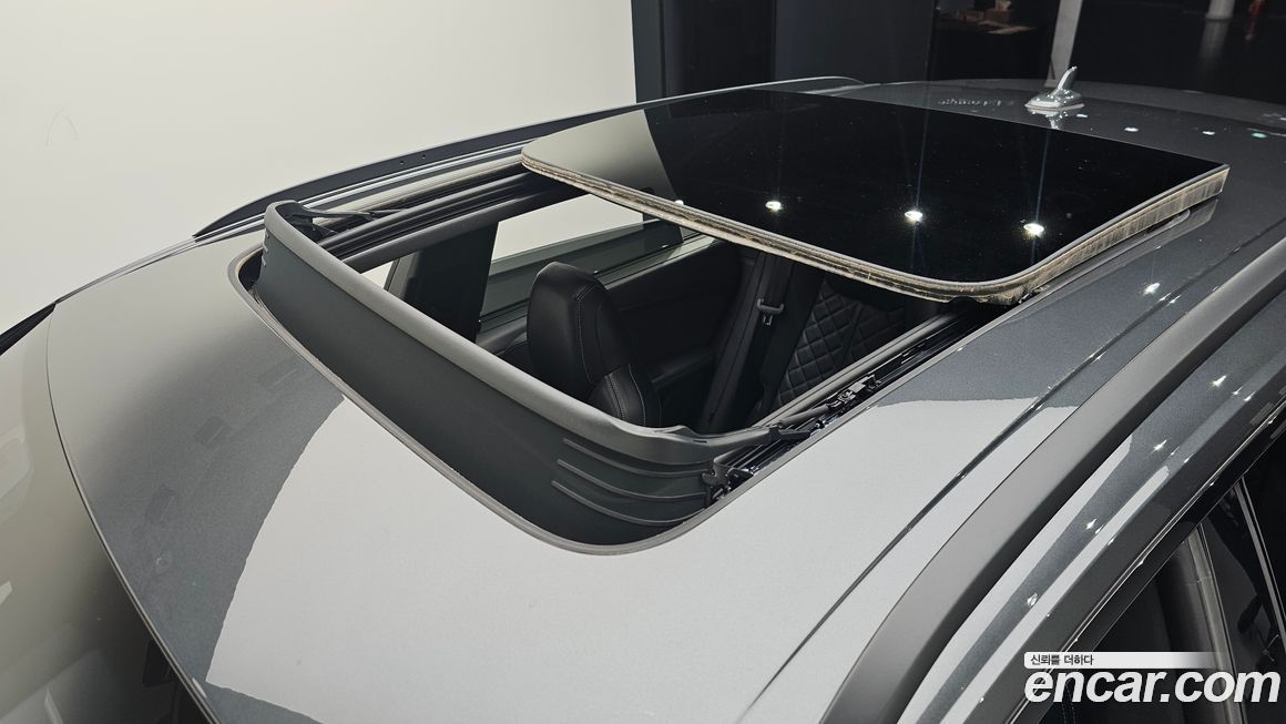 Audi Q8 2023