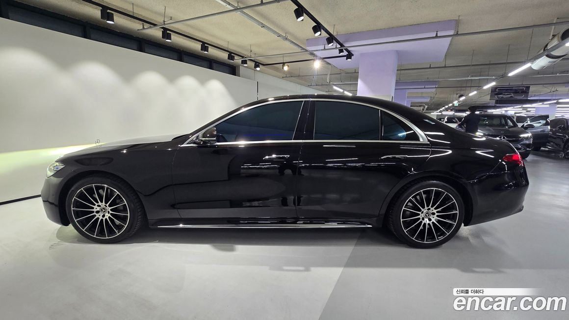 Mercedes-Benz S-Class 2022