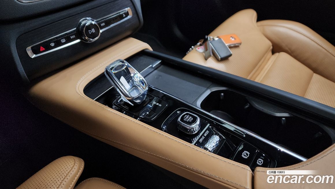 Volvo XC90 2021