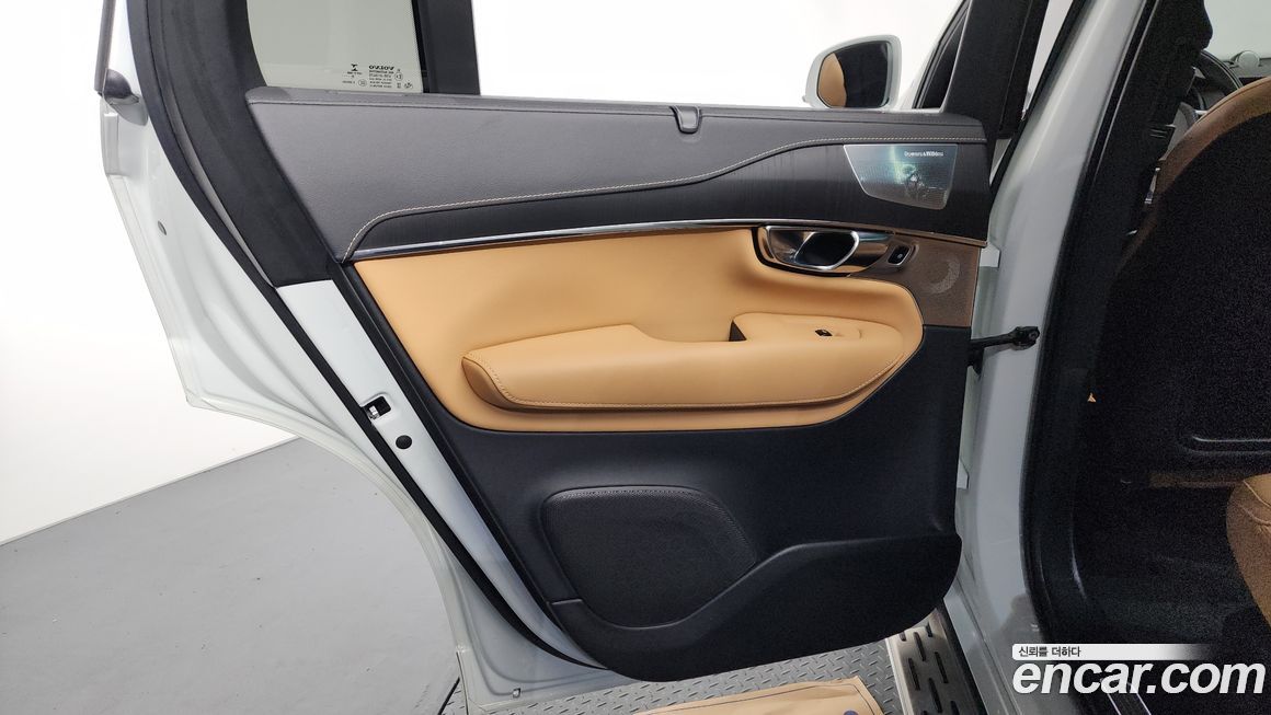 Volvo XC90 2021