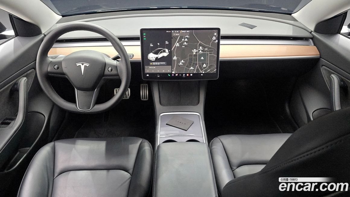 Tesla Model 3 2021