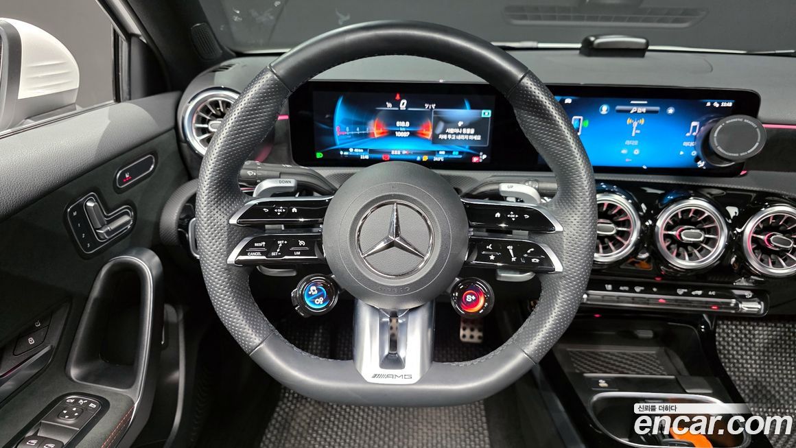 Mercedes-Benz A-Class 2024