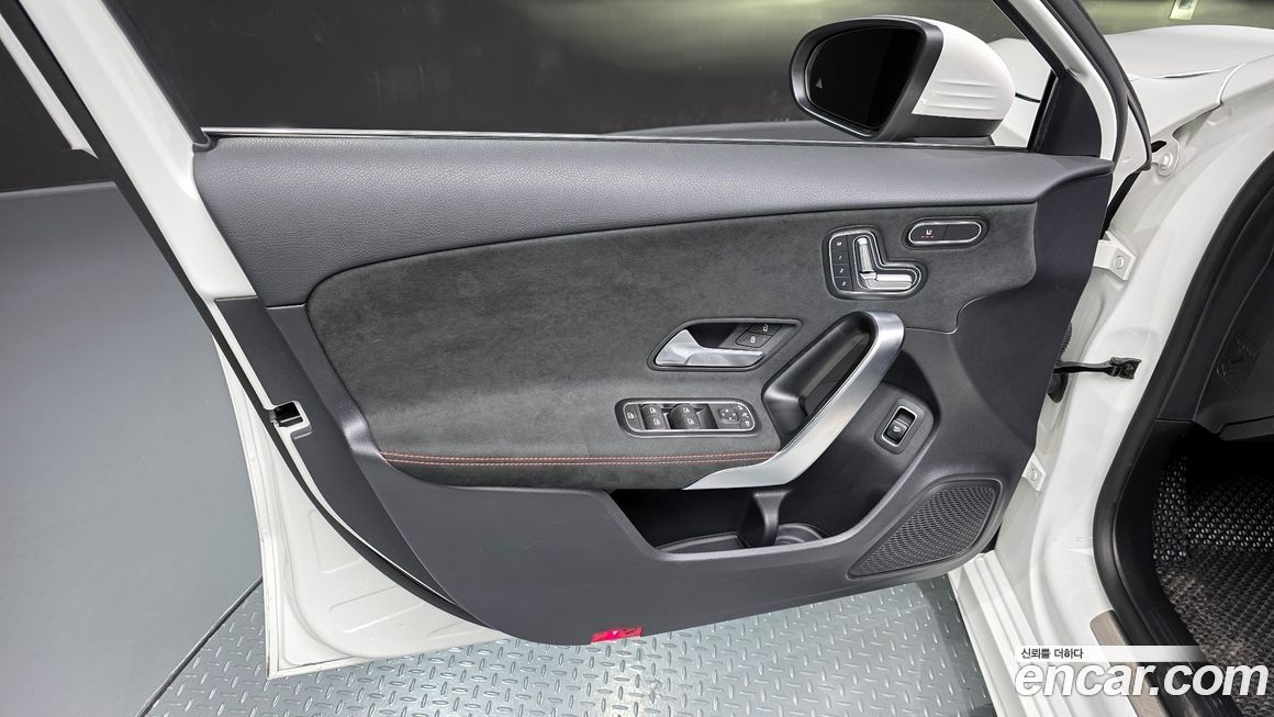 Mercedes-Benz A-Class 2024