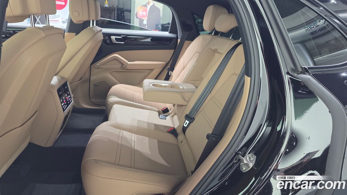 Porsche Cayenne 2022