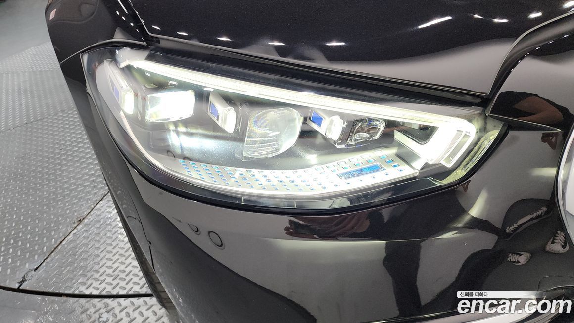 Mercedes-Benz S-Class 2022