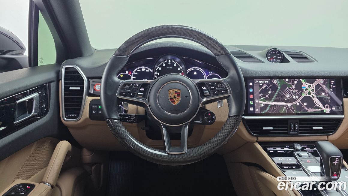 Porsche Cayenne 2022