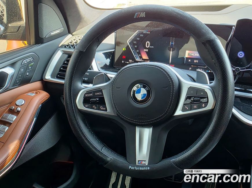 BMW X7 2024