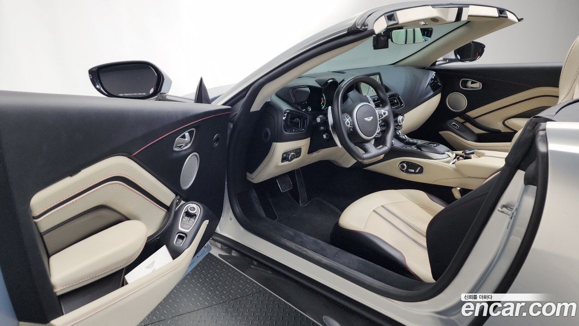 Astonmartin Vantage 2022